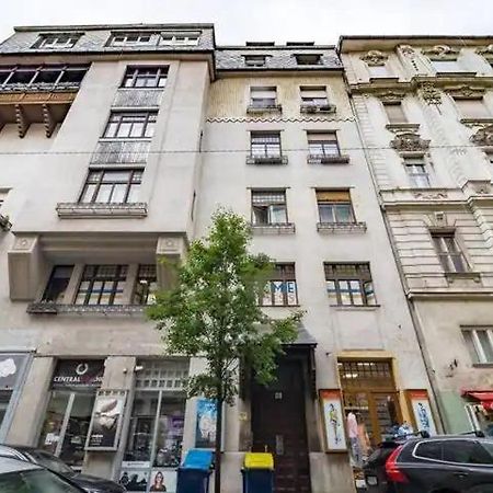 Studio Apartman Budapest Sziveben Exterior foto