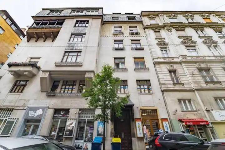 Studio Apartman Budapest Sziveben Exterior foto